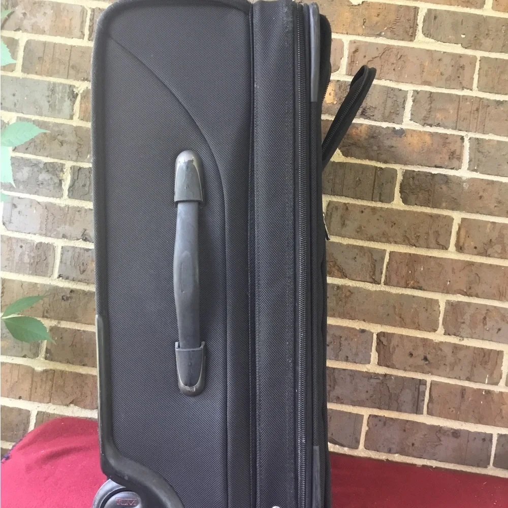 Tumi Black Men's Rolling Carry-On Travel Bag